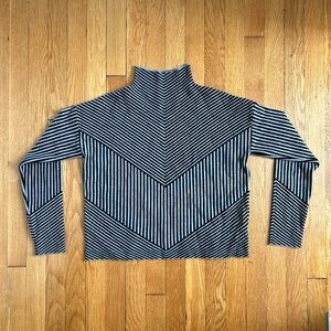 Tahari Geometric Knit Turtleneck Sweater Size S
